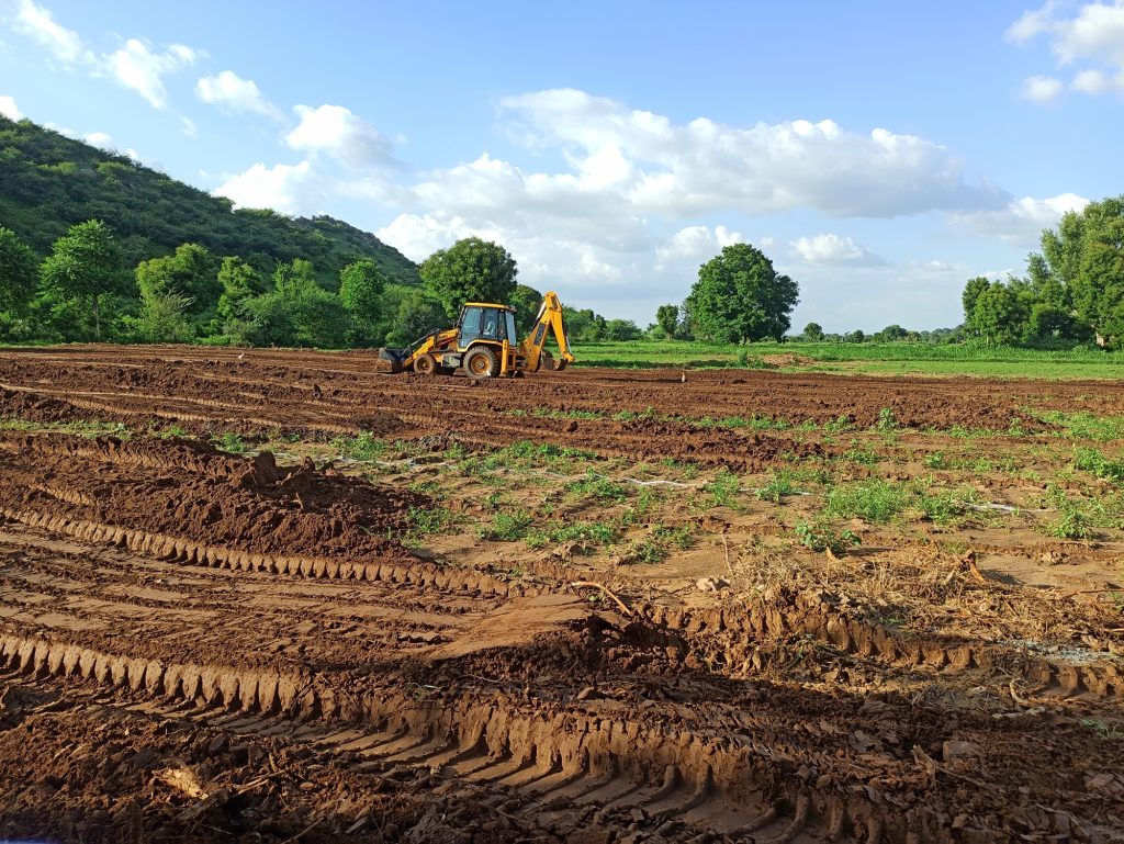 Why Choose a Farmhouse Near Gurgaon Delhi?