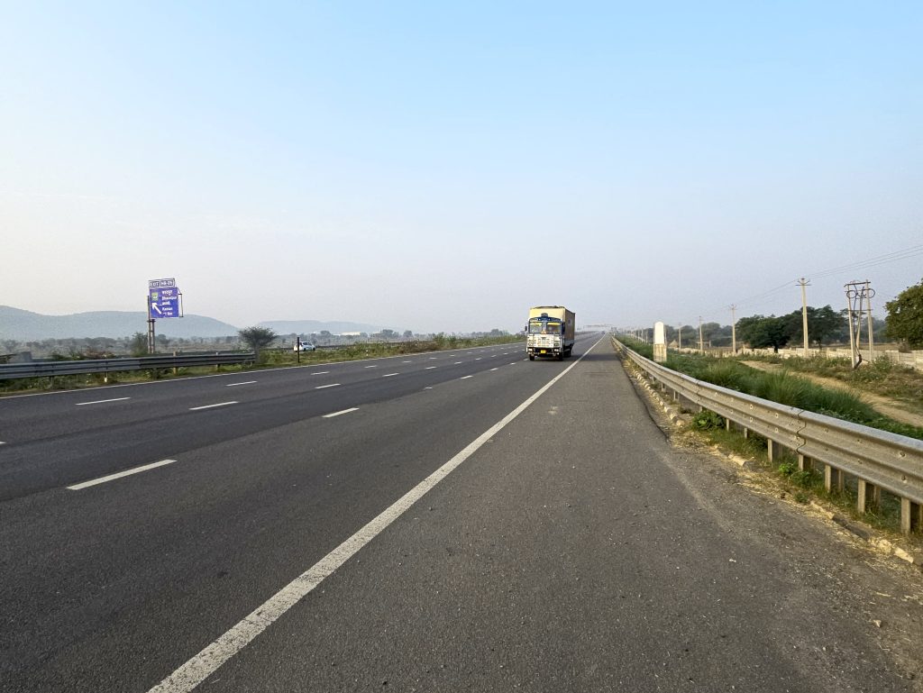Buy-farmhouse-near-Delhi-Mumbai-Expressway-for-peaceful-living-and-smart-investment
